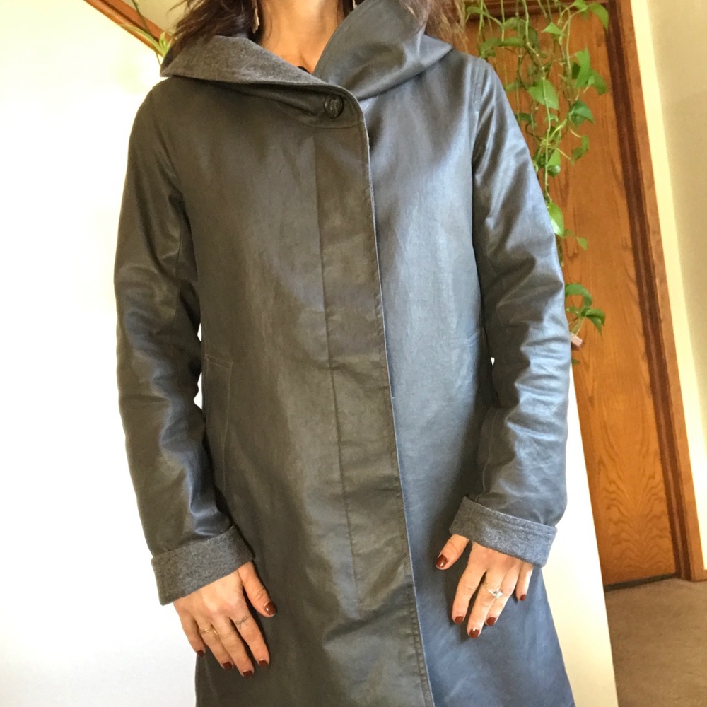 SOLD m0851 gray waxed canvas, hooded, lined jacket